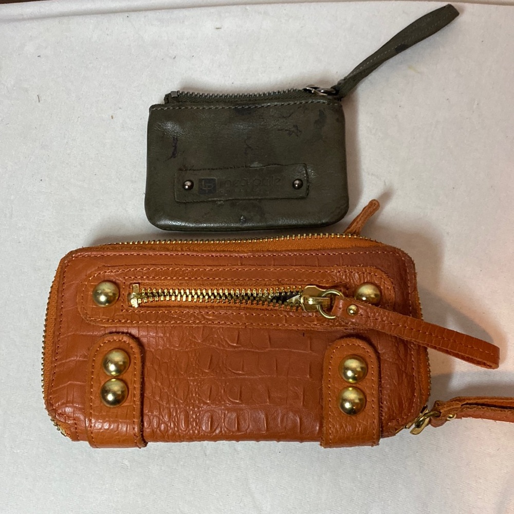 Linea pelle Wristlet/Wallet/clutch. Coin purse